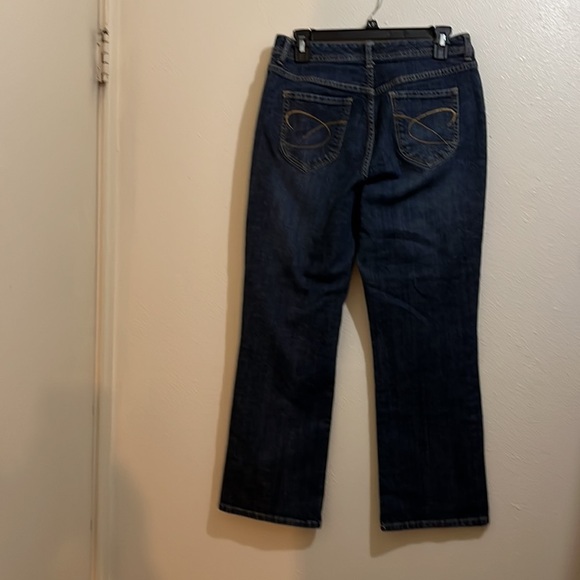 Chico’s platinum denim dark blue jeans. Size Chico 1/ short. - Picture 5 of 7